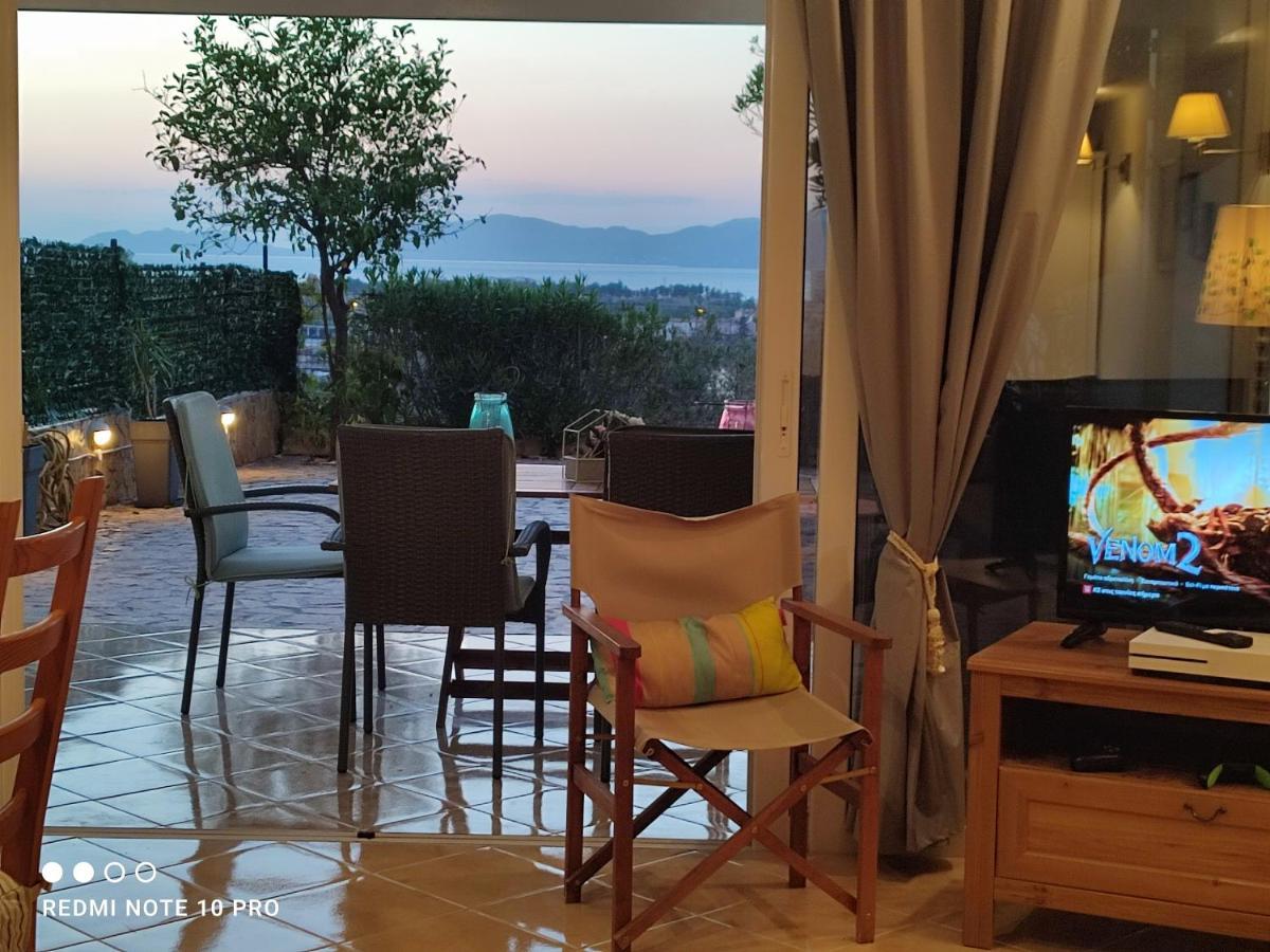 Andrew'S Sunset View Apartment Лутракі Екстер'єр фото